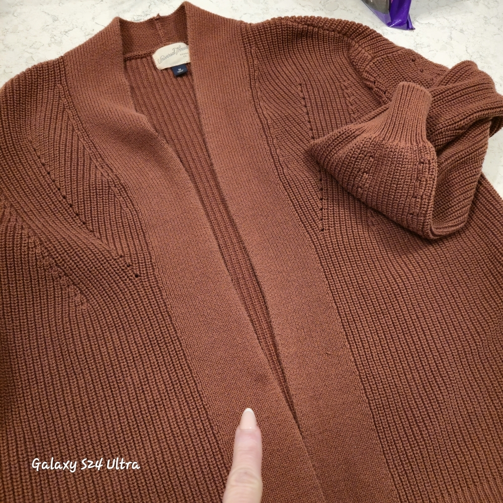 Universal Thread Chunky Open-Front Cardigan in Rust Brown - Picture 3 of 5